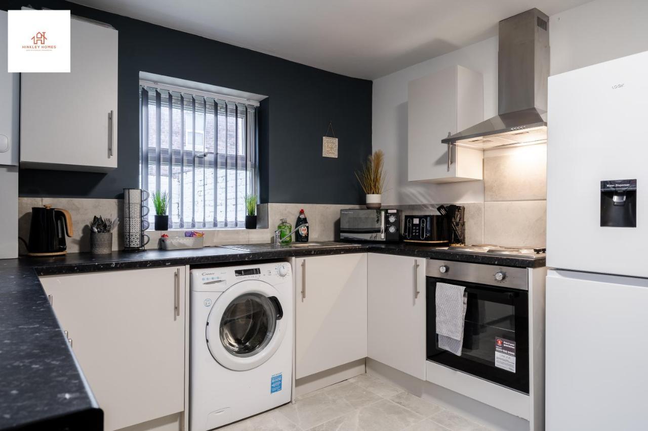 Immaculate 4 Bed In Liverpool By Hinkley Homes Short Lets & Serviced Accommodation エクステリア 写真
