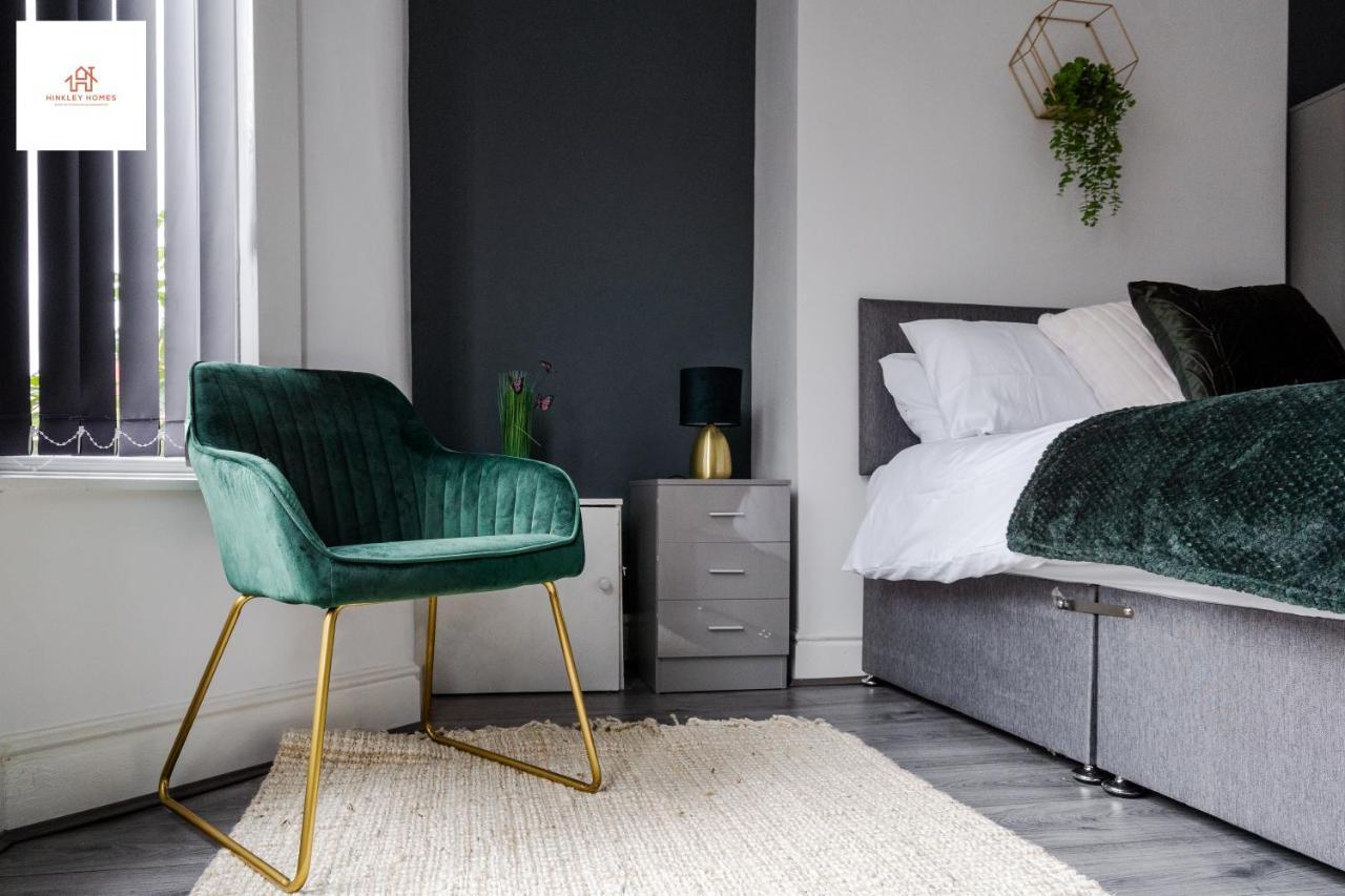 Immaculate 4 Bed In Liverpool By Hinkley Homes Short Lets & Serviced Accommodation エクステリア 写真