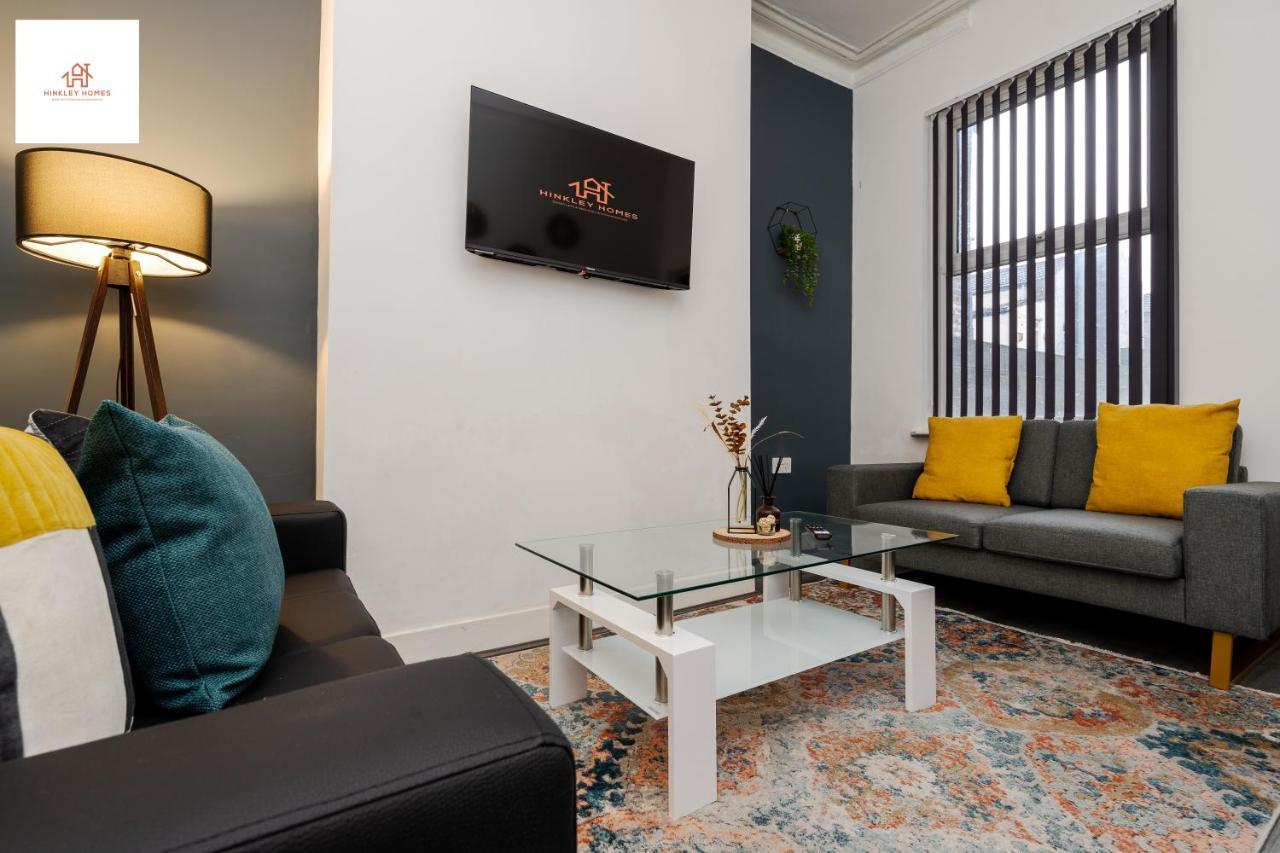 Immaculate 4 Bed In Liverpool By Hinkley Homes Short Lets & Serviced Accommodation エクステリア 写真